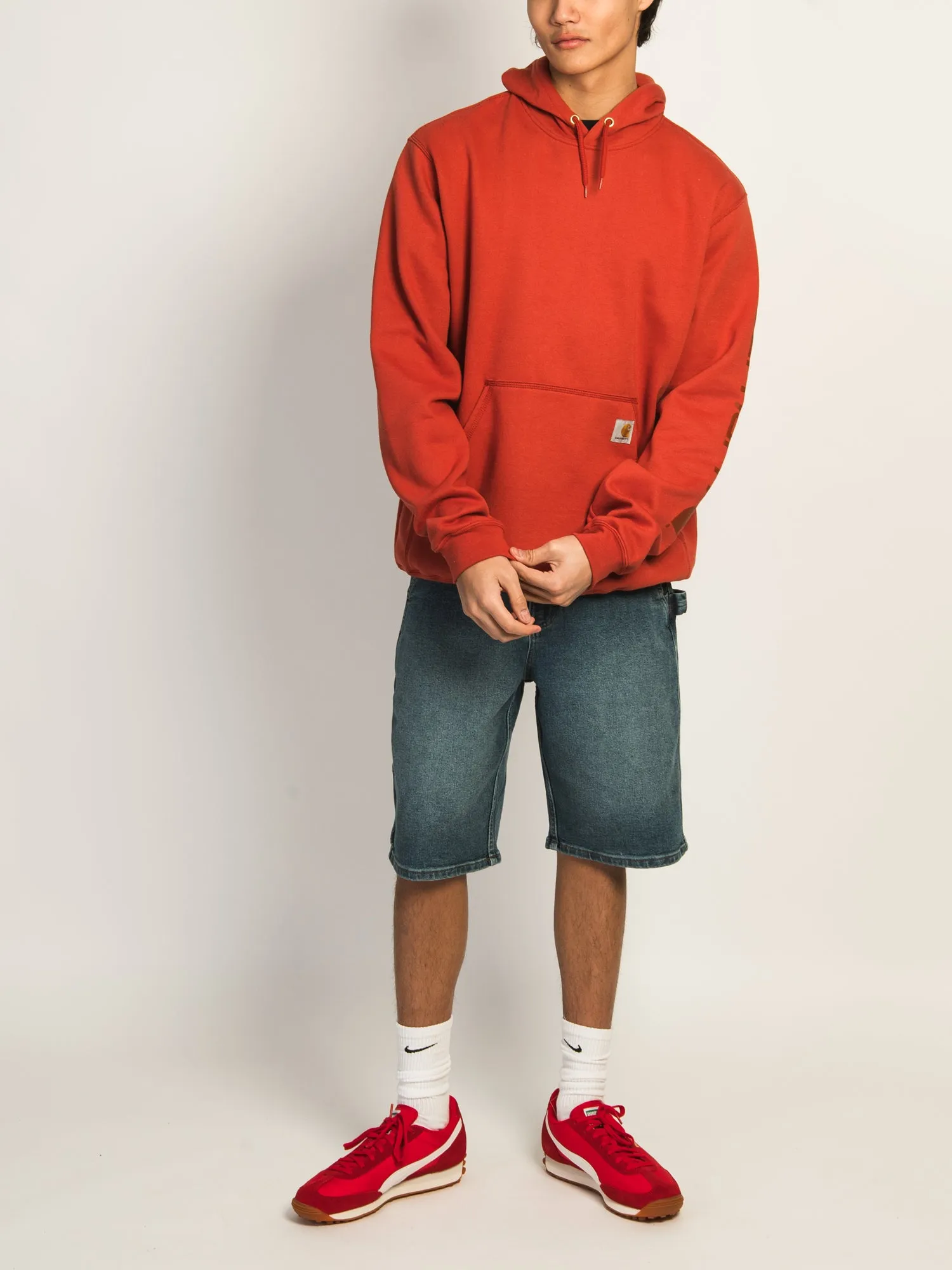 CARHARTT LOGO SLEEVE GRAPHIC PULL OVER HOODIE - SADDLE RED