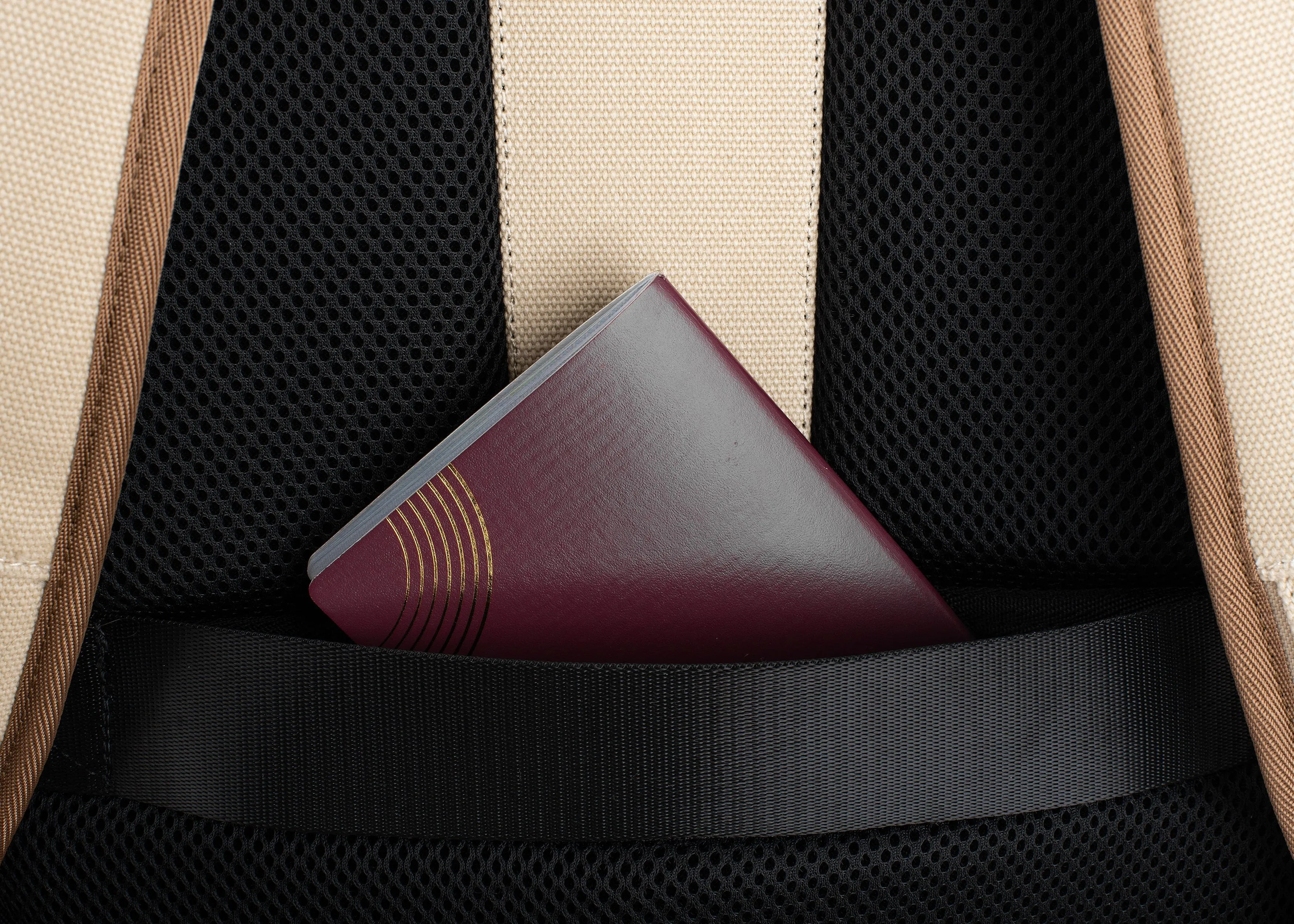 Nomad Vegan Hemp Backpack | Full Black