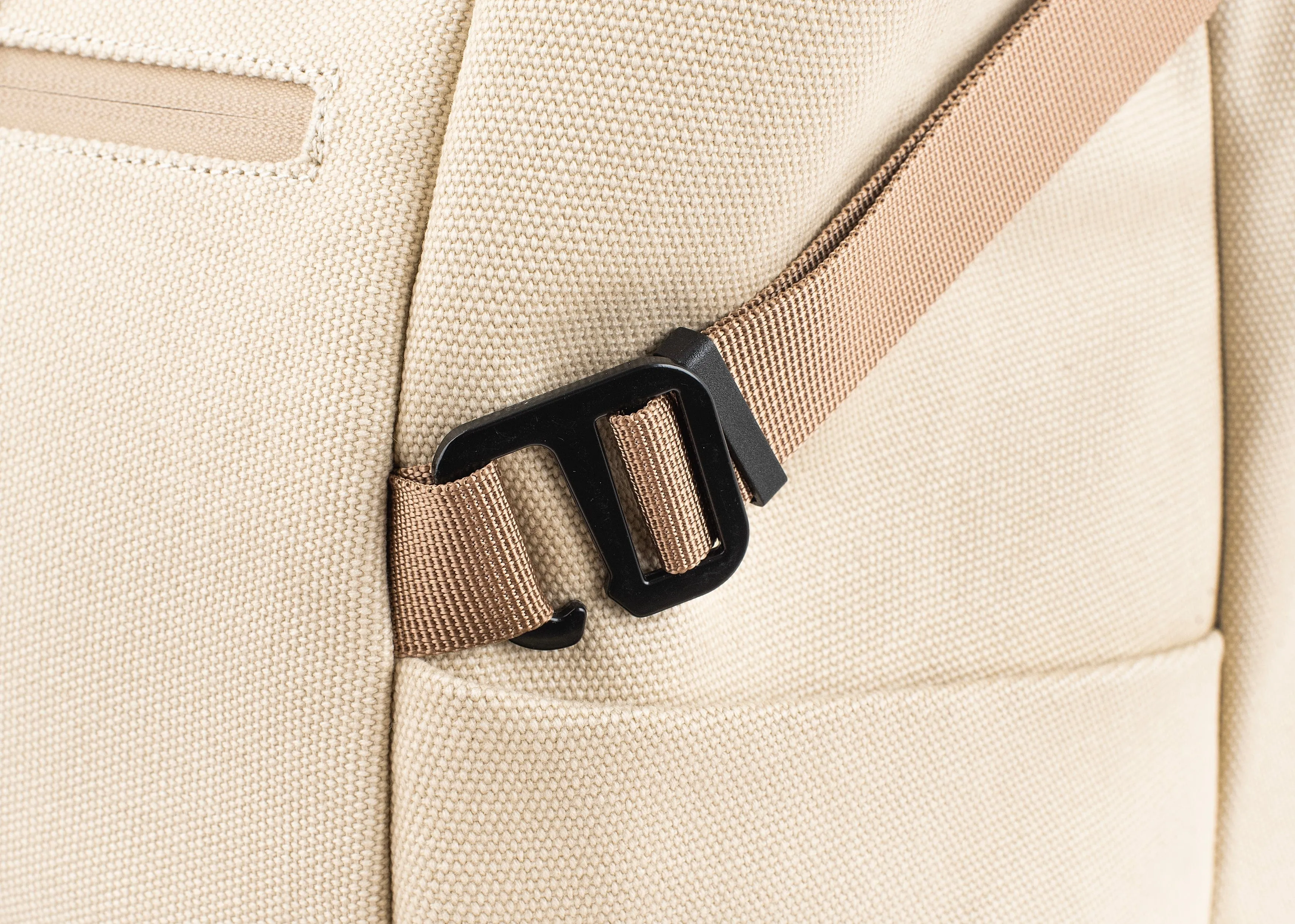 Nomad Vegan Hemp Backpack | Full Black