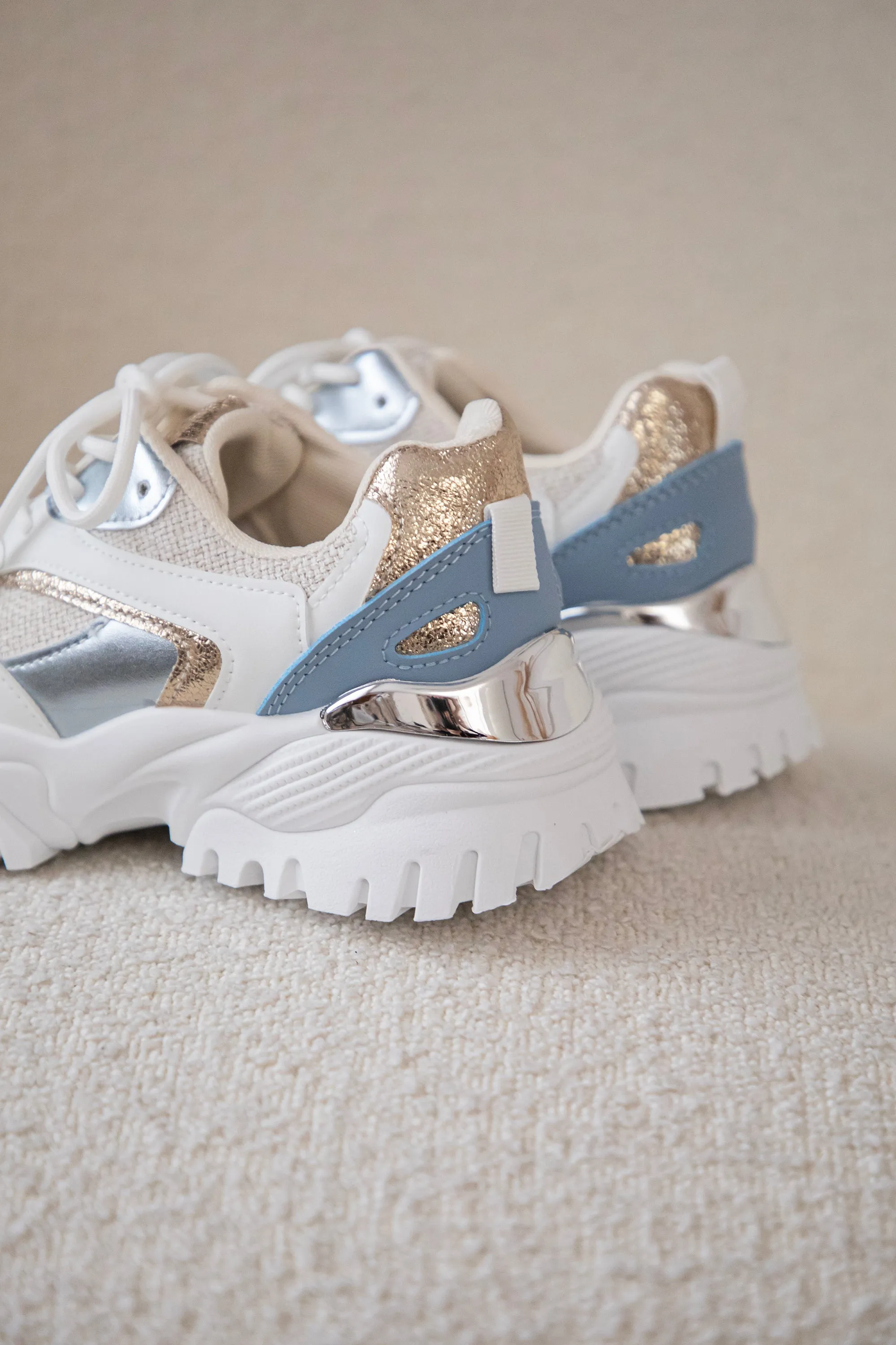 Sandy Glow Blue - Sneakers