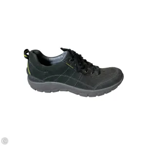 Shoes Athletic By Clarks In Grey, Size: 9