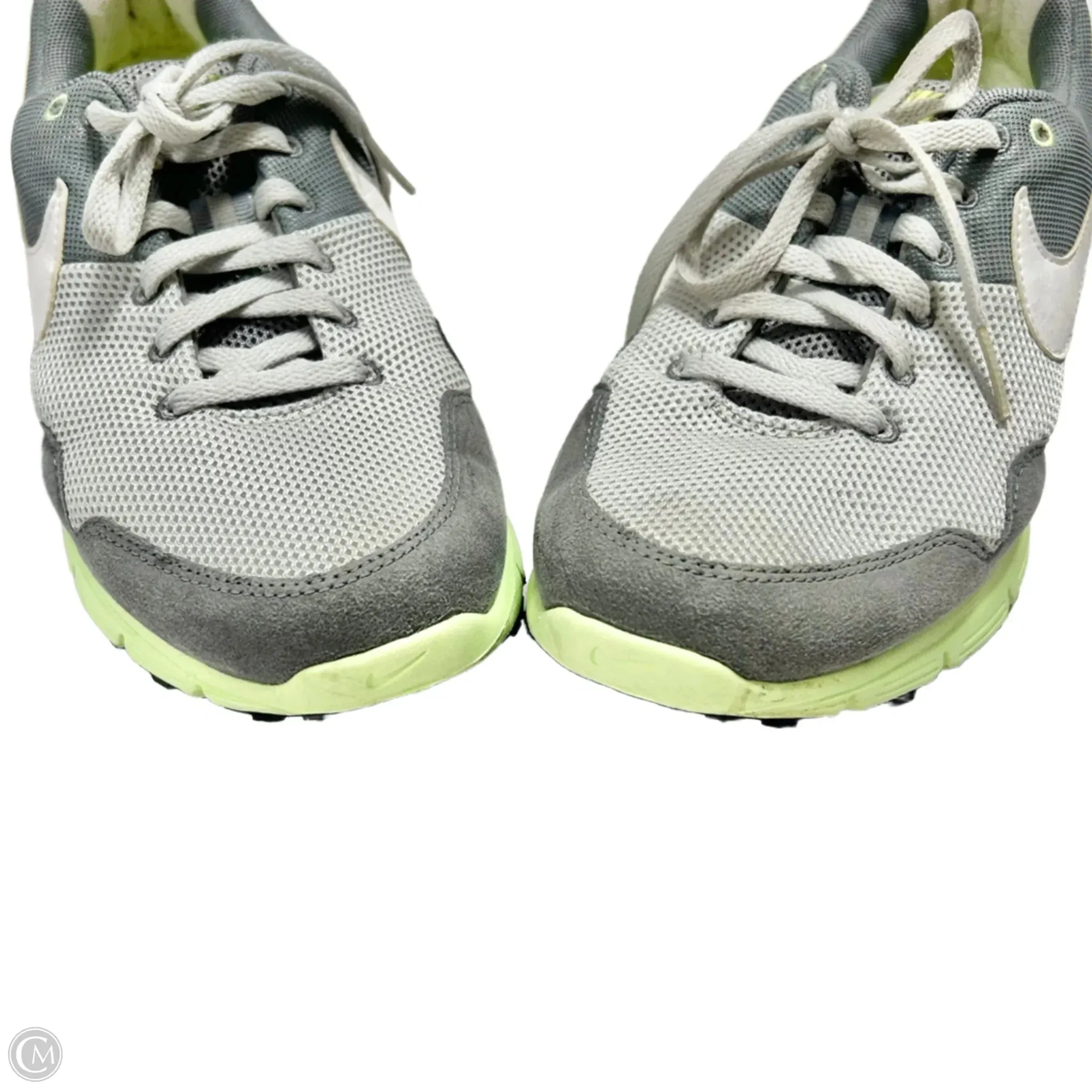 Shoes Athletic By Nike In Green & Grey, Size: 8.5