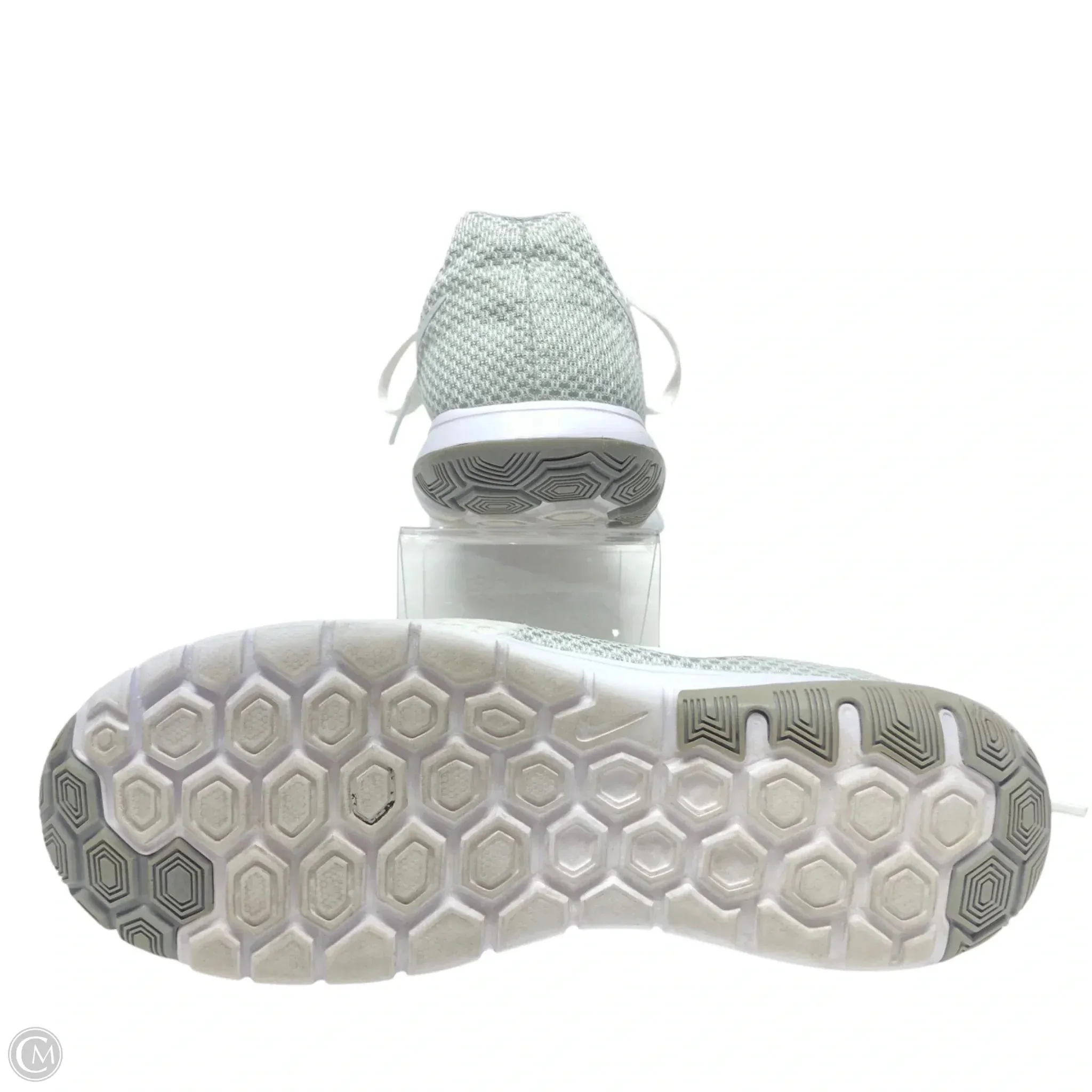 Shoes Athletic By Nike In Grey & White, Size: 10