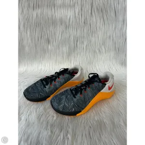 Shoes Athletic By Nike In Grey & Yellow, Size: 9.5