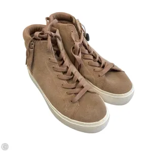 Shoes Designer By Ugg In Brown, Size: 6.5