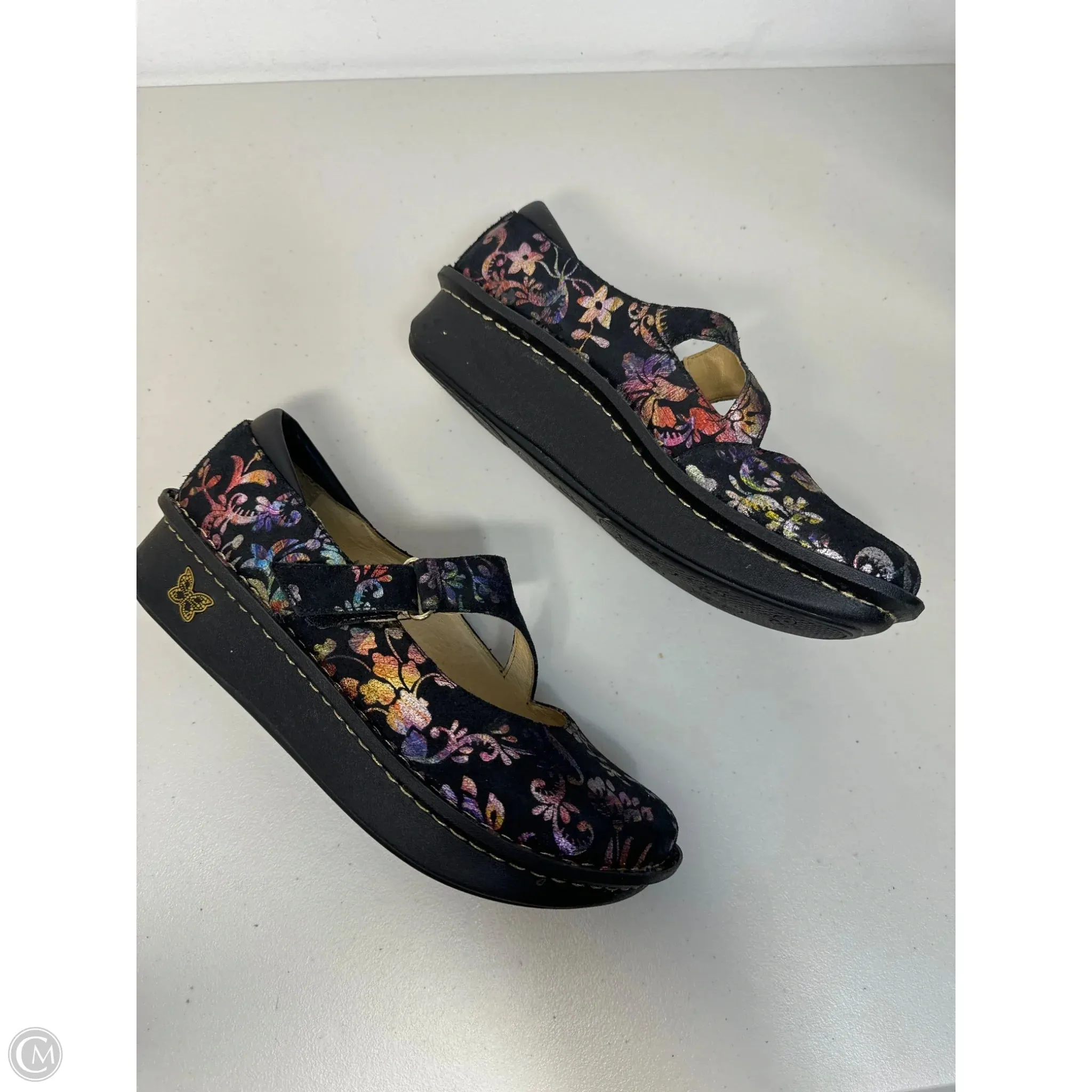 Shoes Flats By Alegria In Black & Pink, Size: 9.5