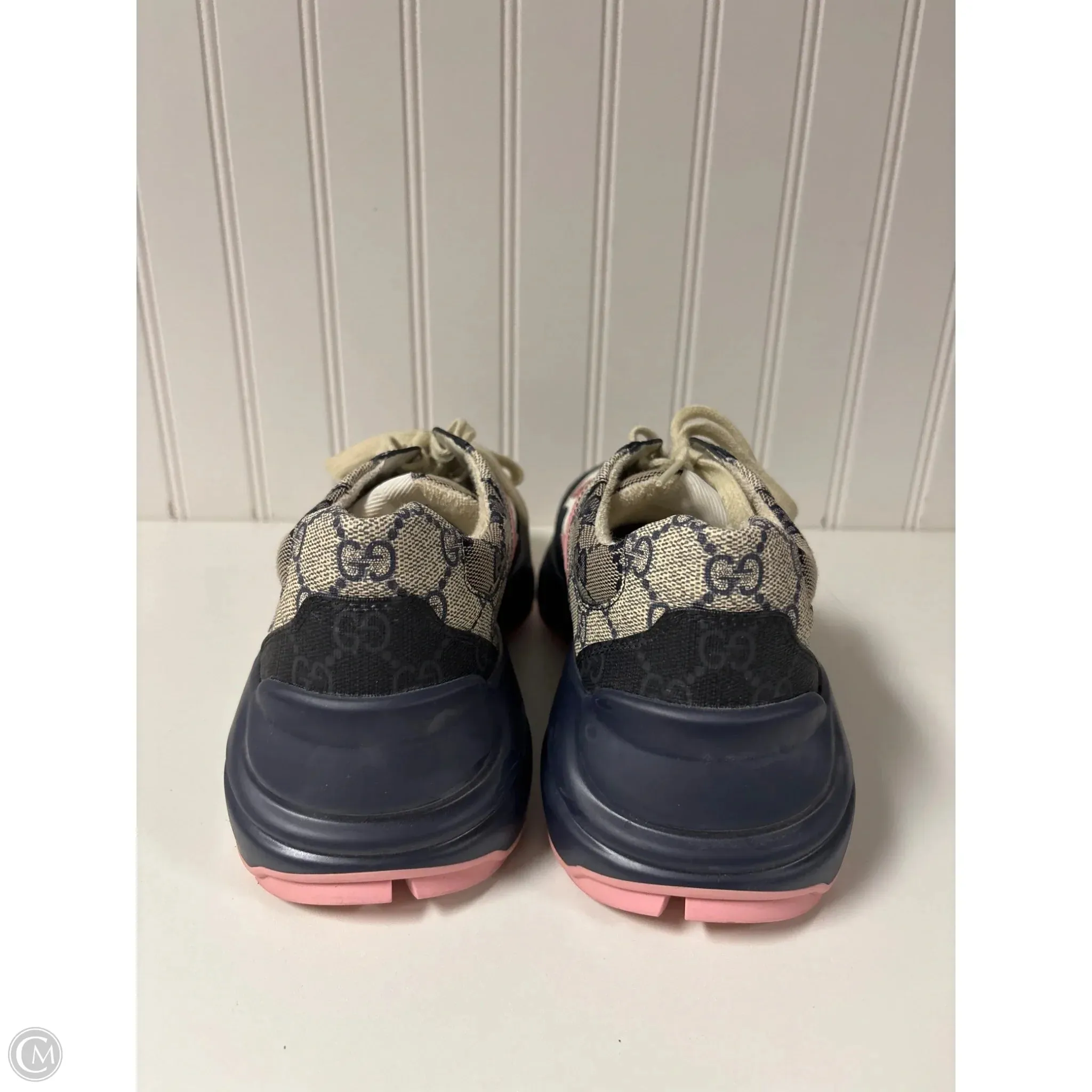 Shoes Luxury Designer By Gucci In Blue & Pink, Size: 7