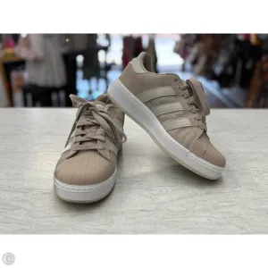 Shoes Sneakers By Adidas In Tan, Size: 9
