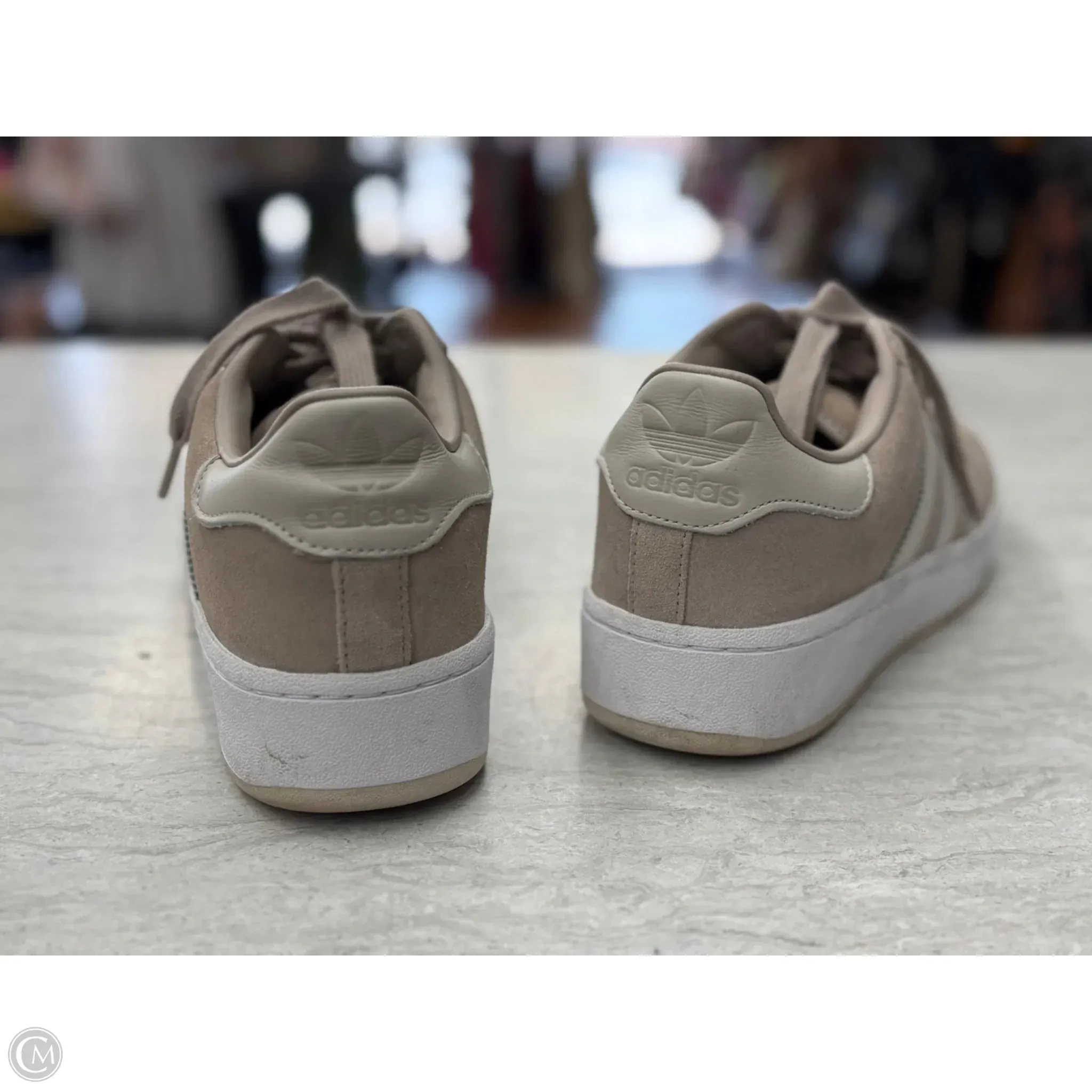 Shoes Sneakers By Adidas In Tan, Size: 9