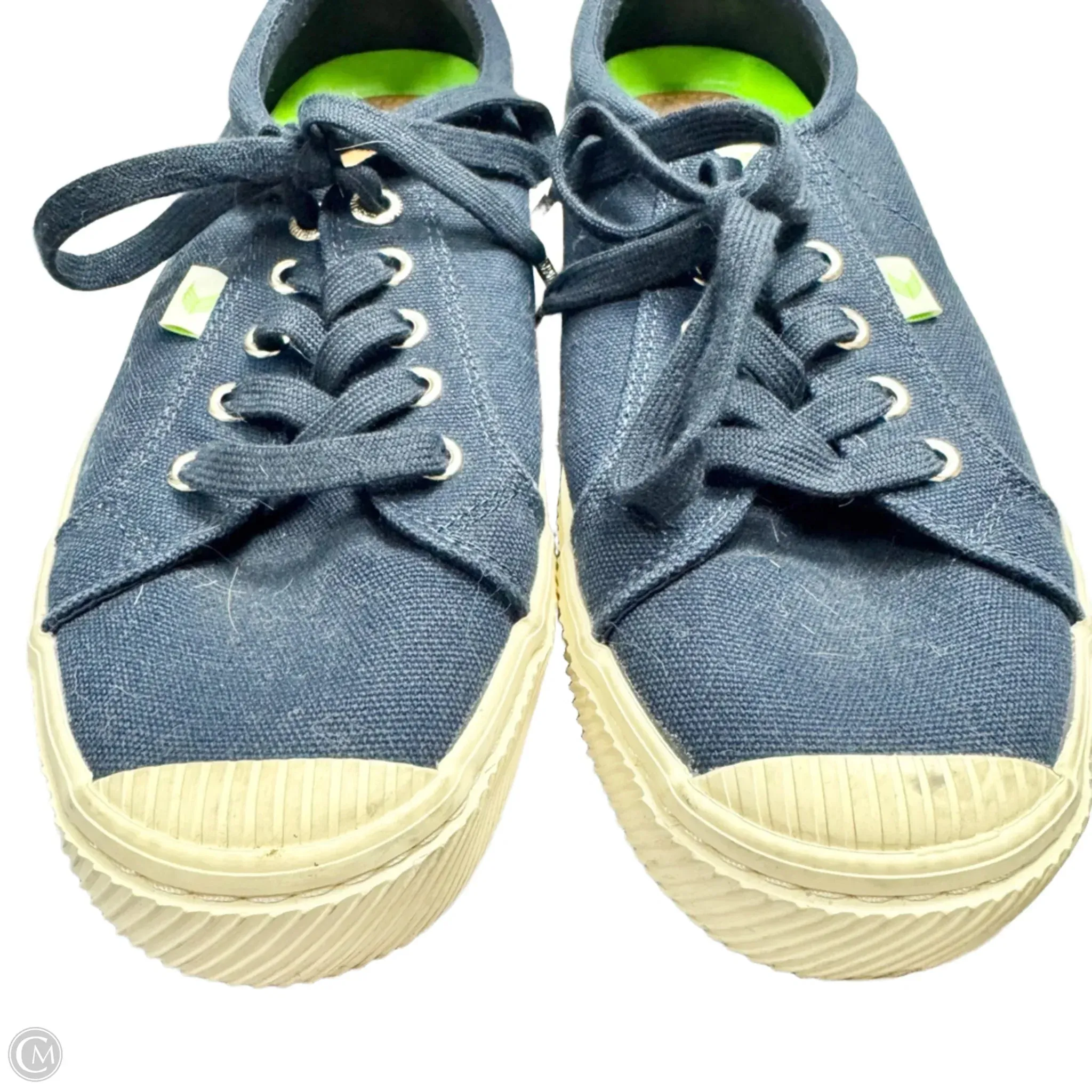 Shoes Sneakers By Cariuma In Navy, Size: 8.5