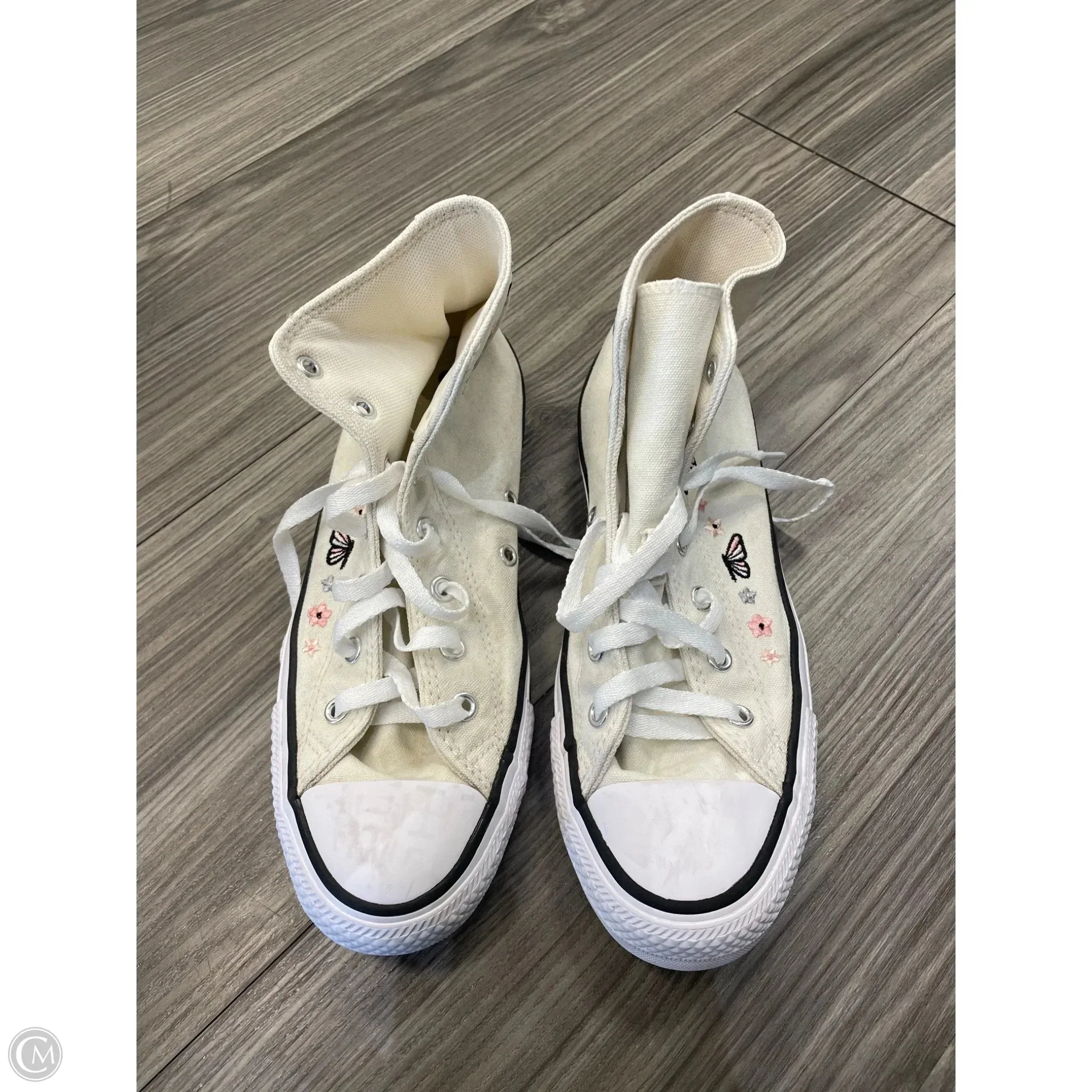 Shoes Sneakers By Converse In White, Size: 6