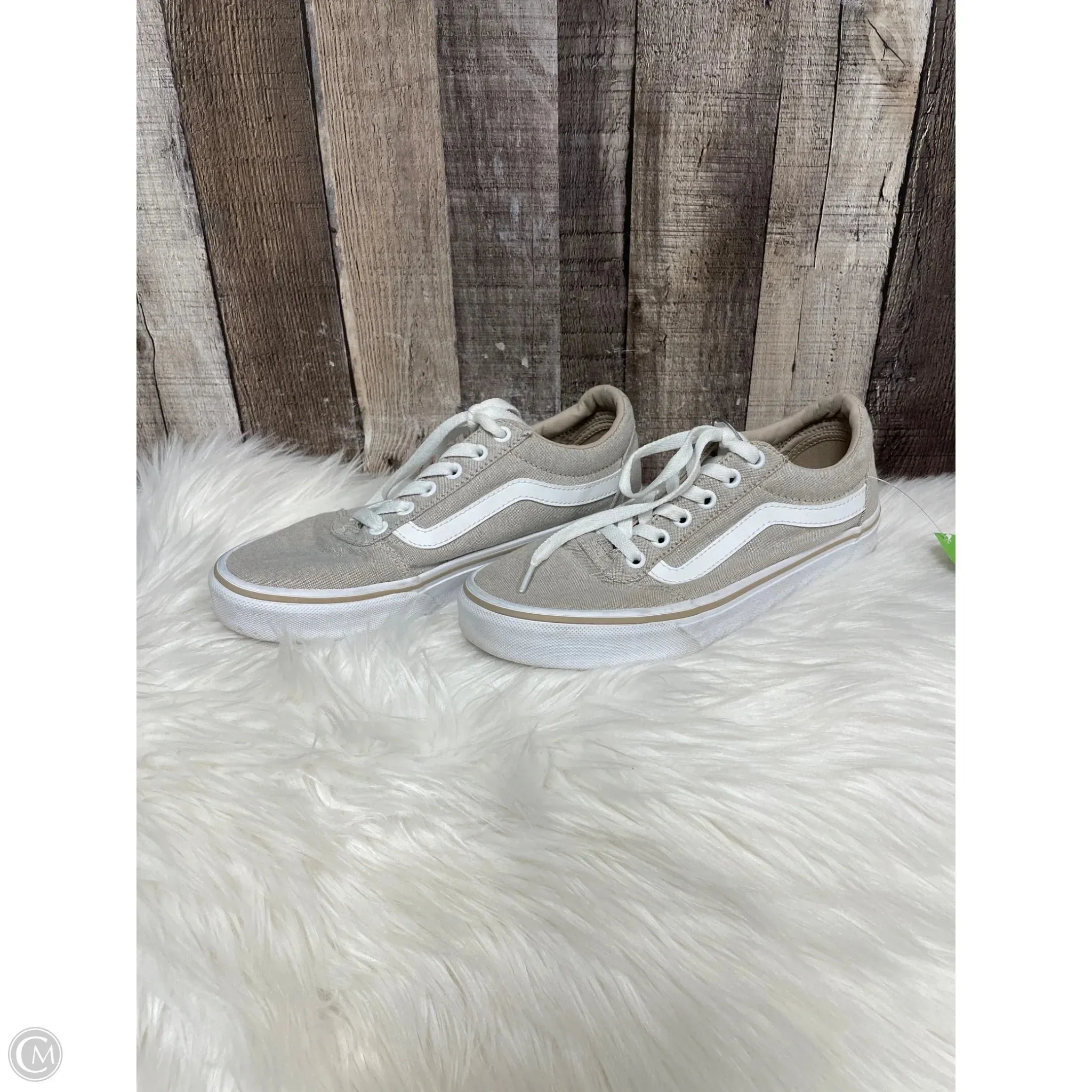 Shoes Sneakers By Vans In Beige, Size: 8