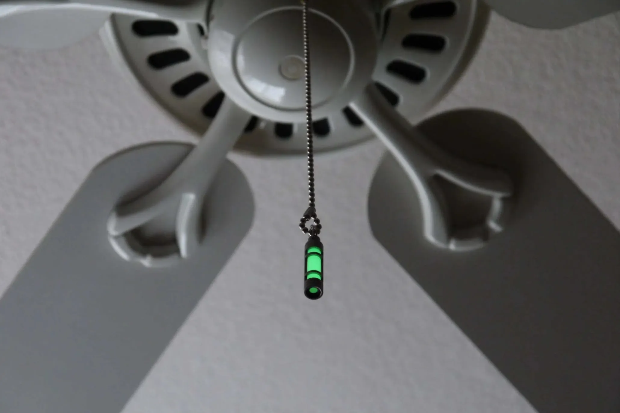 TEC-T3 Titanium Embrite™ Glow Fob