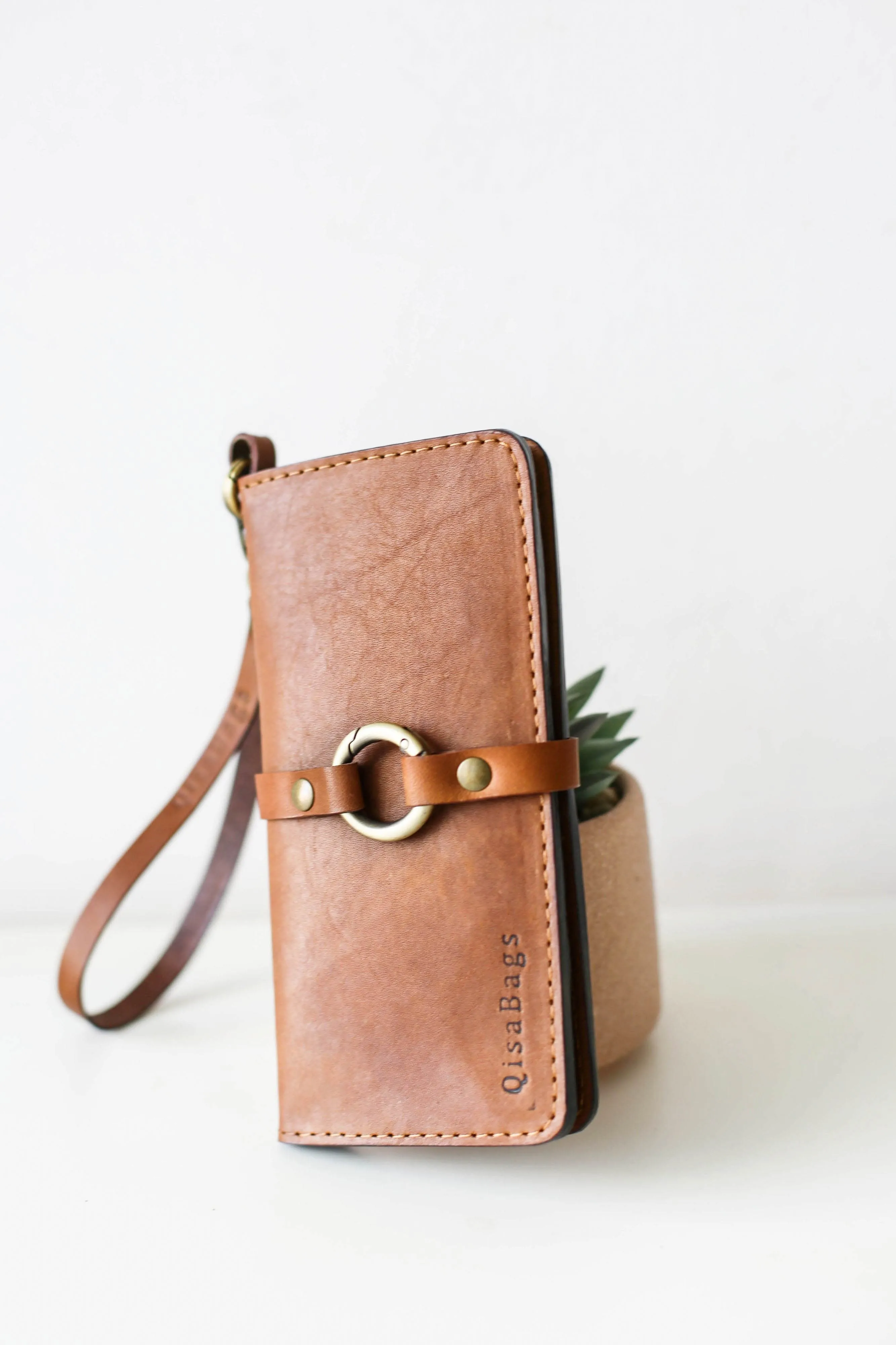 Women's Bifold Brown Leather Wallet - N01 - Ring Closure