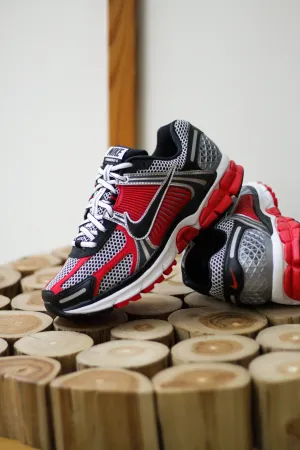 ZOOM VOMERO 5 UNIVERSITY RED